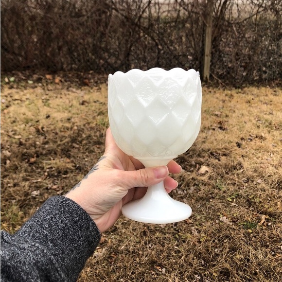 Milk Glass white goblet Farmhouse style Retro glassware  pretty pedestal compote - Picture 5 of 10